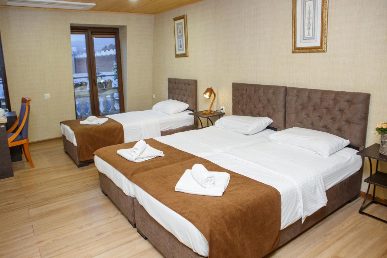 Hotel Arc Tbilisi Bagian luar foto