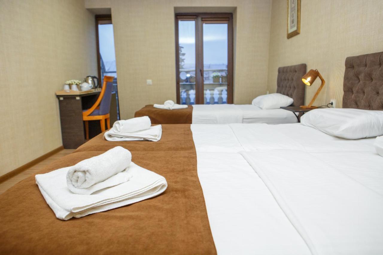 Hotel Arc Tbilisi Bagian luar foto